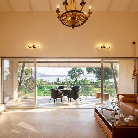 Luna Villa By Stayvista - Lakeside Charm With Terrace, Lush Lawn & Modern Decor Nashik Exterior photo